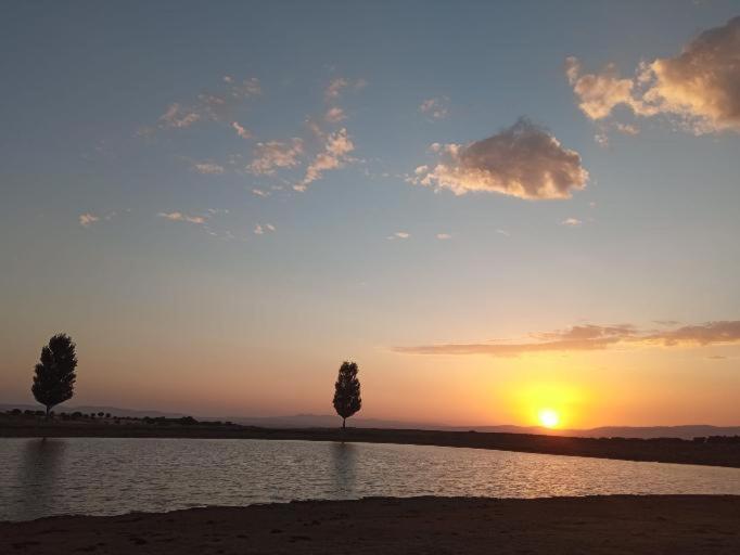 Apartamento Turistico El Esquilon Calzadilla Εξωτερικό φωτογραφία